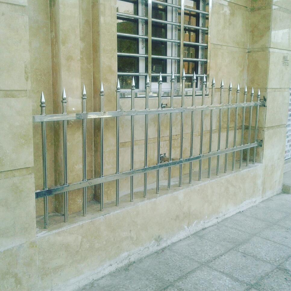 نرده استیل بحرینی