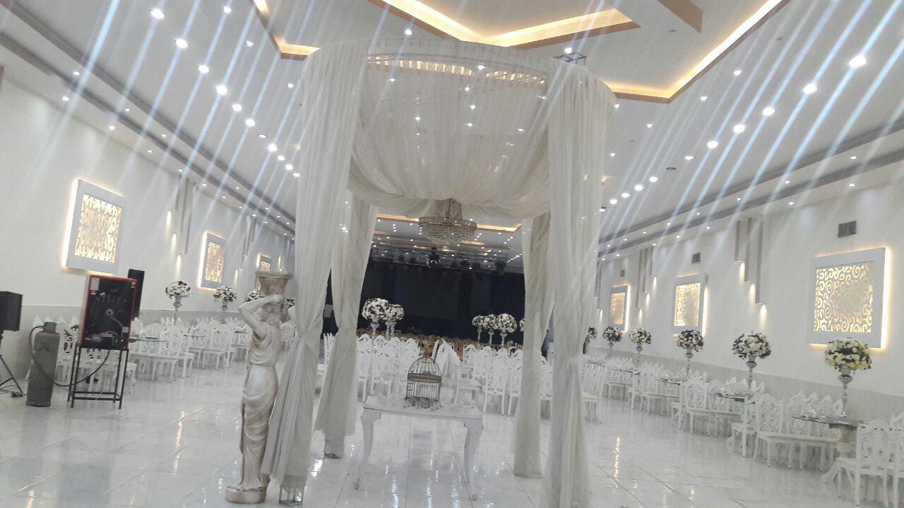 باغ تالار فرزین
