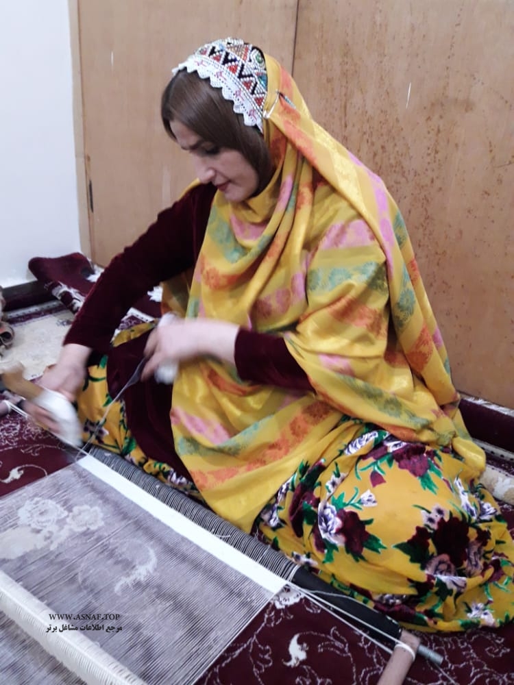چوقا بافی کیارسی | تولید و فروش لباس زنانه و مردانه سنتی بختیاری